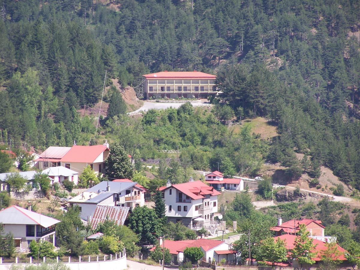 Valia Calda Hotel Perivoli  Exteriér fotografie